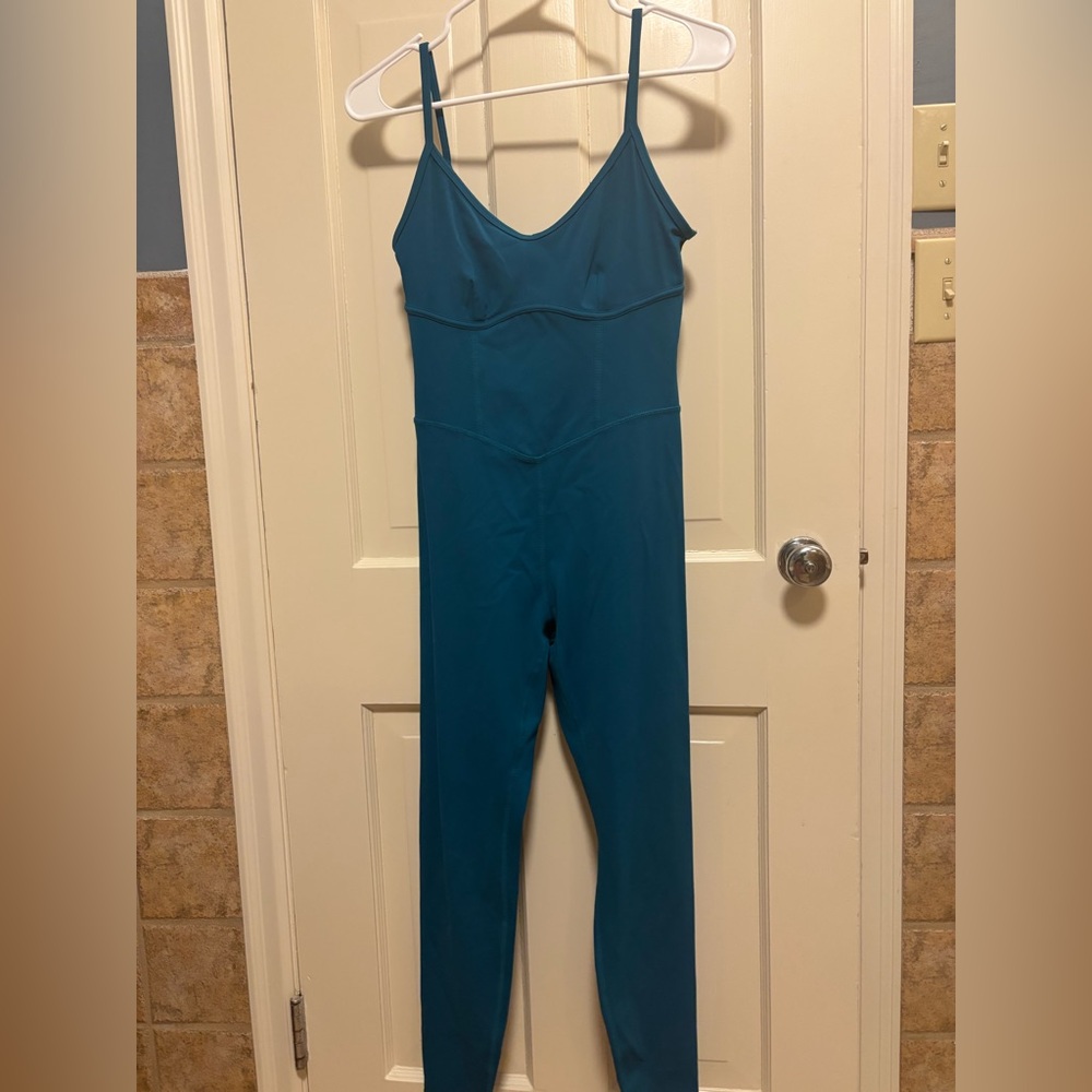 Joy Lab athletic one piece. Corset style boning